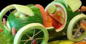 El mukimono o arte de tallar frutas y verduras